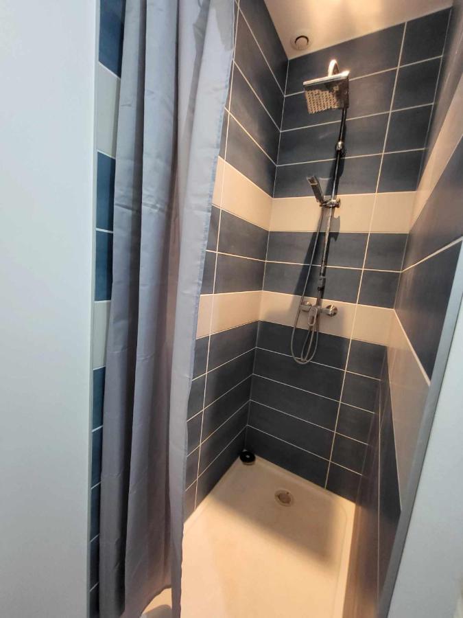 Place Du Canada 2 Apartment Valenciennes Exterior photo