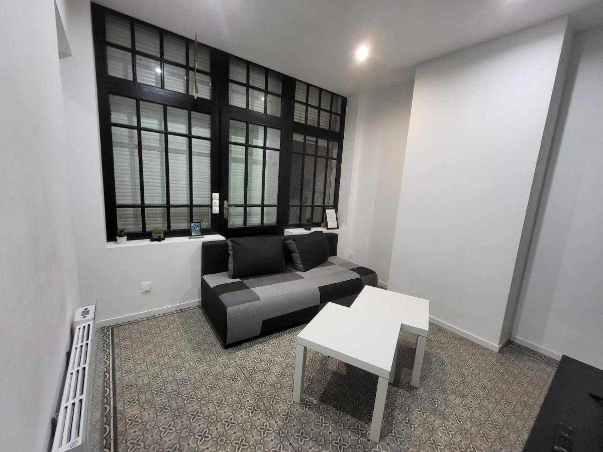 Place Du Canada 2 Apartment Valenciennes Exterior photo